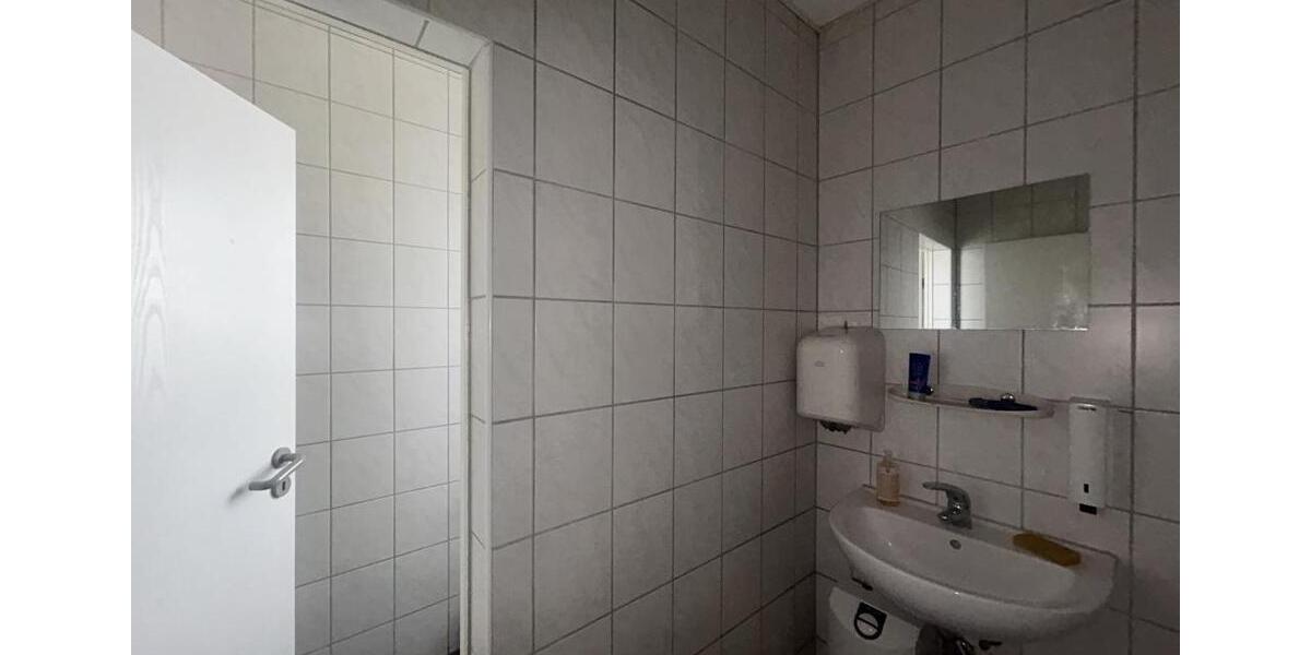 Gewerbeobjekt Parsberg - 1.500&euro; | Angebot:25812911