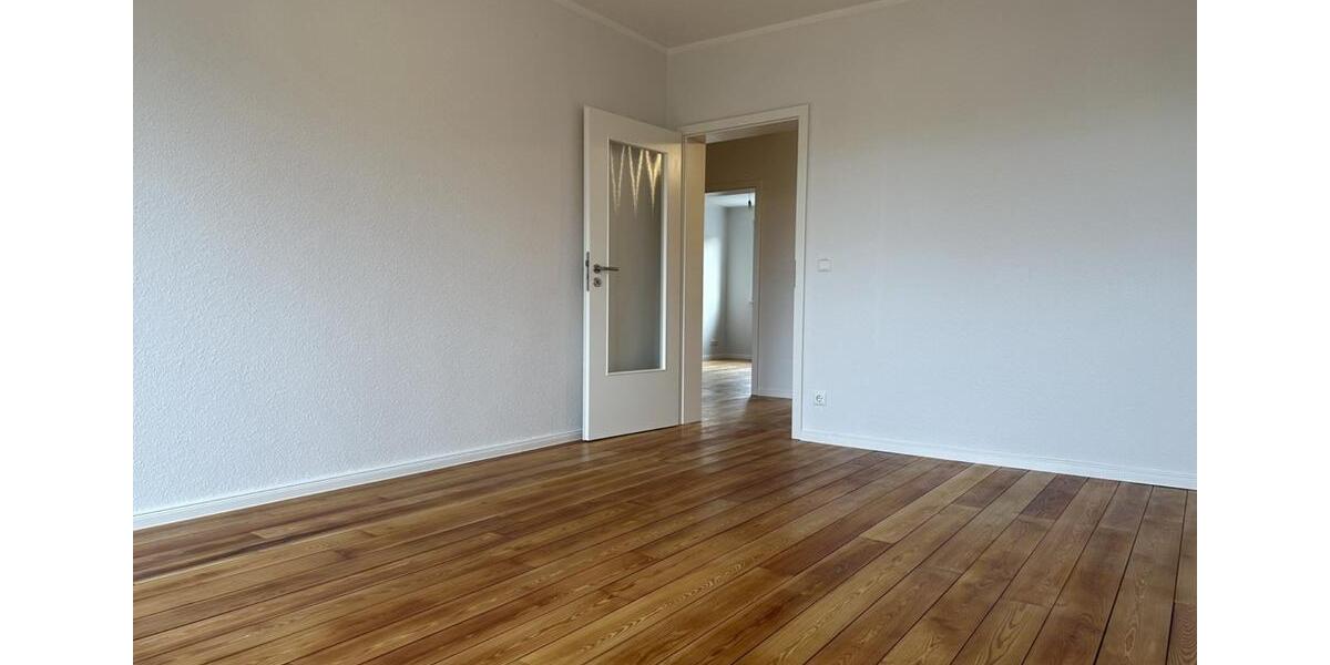 Dachgeschoßwohnung Neubrandenburg - 3 Zimmer, 85 m&sup2;, 1.225&euro; | Angebot:25943906