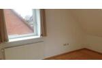 Dachgeschoßwohnung Bad Oldesloe - 3.5 Zimmer, 90 m&sup2;, 1.200&euro; | Angebot:24823930