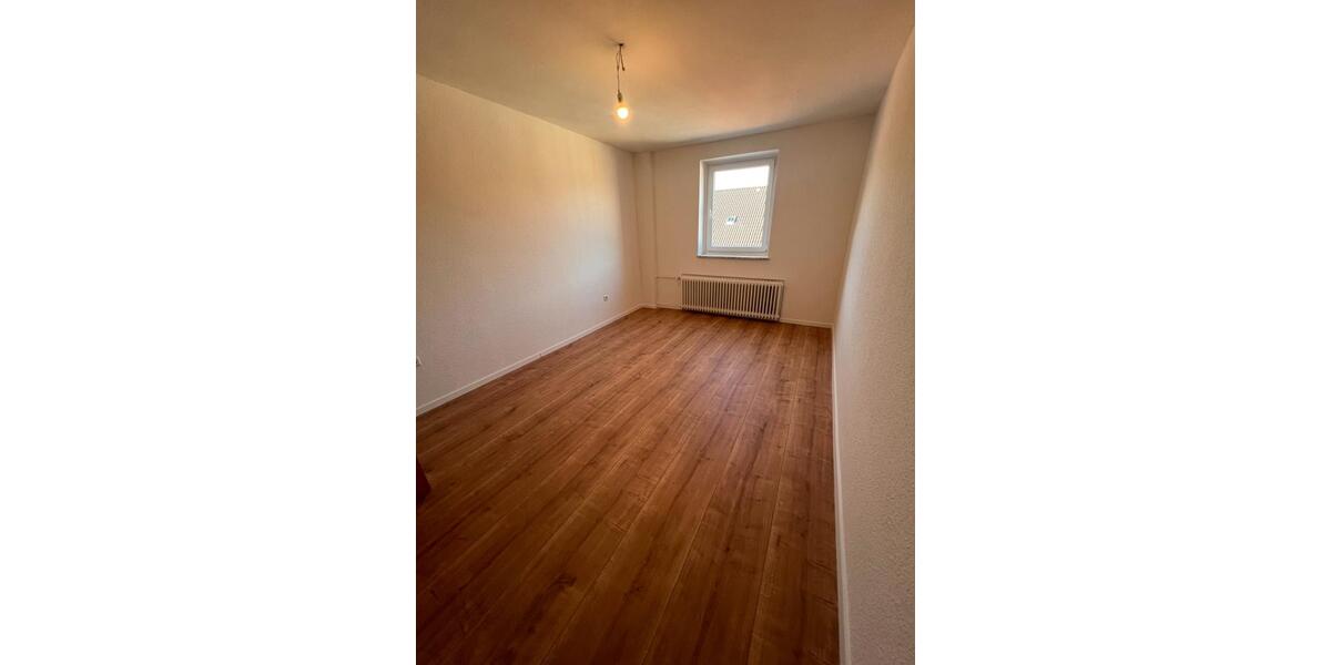 Etagenwohnung Dortmund Hörde - 4 Zimmer, 90 m&sup2;, 900&euro; | Angebot:26688548