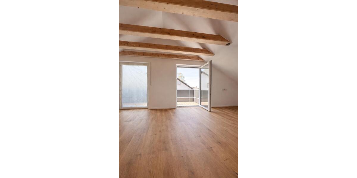 Dachgeschoßwohnung Stadtlauringen - 3 Zimmer, 75 m&sup2;, 820&euro; | Angebot:26255337