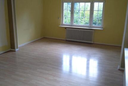 Haus Kassel Harleshausen - 5 Zimmer, 135 m&sup2;, 1.300&euro; | Angebot:26132103