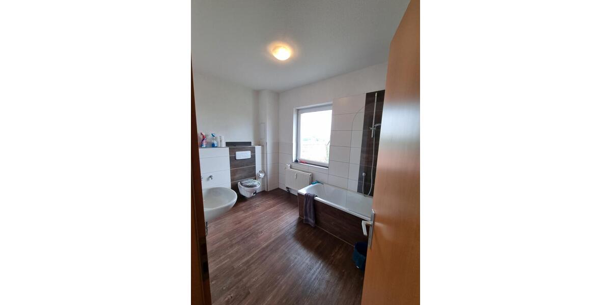Etagenwohnung Schönebeck (Elbe) - 3 Zimmer, 69 m&sup2;, 415&euro; | Angebot:26522725