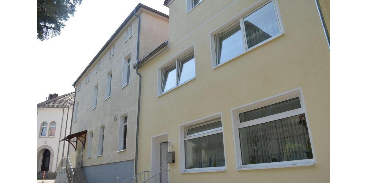 Reihenhaus Bückeburg - 8 Zimmer, 111 m&sup2;, 1.110&euro; | Angebot:25643732