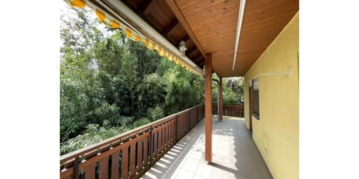 Etagenwohnung Müllheim - 4 Zimmer, 119 m&sup2;, 1.515&euro; | Angebot:27264864