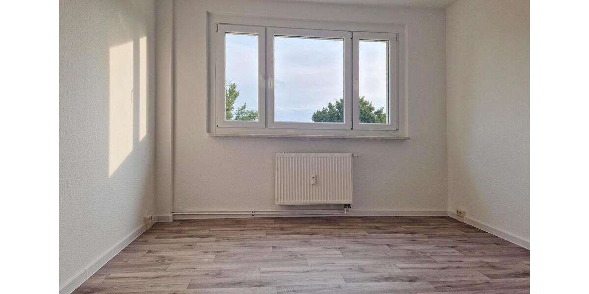 Etagenwohnung Hettstedt - 4 Zimmer, 70 m&sup2;, 328&euro; | Angebot:25257291