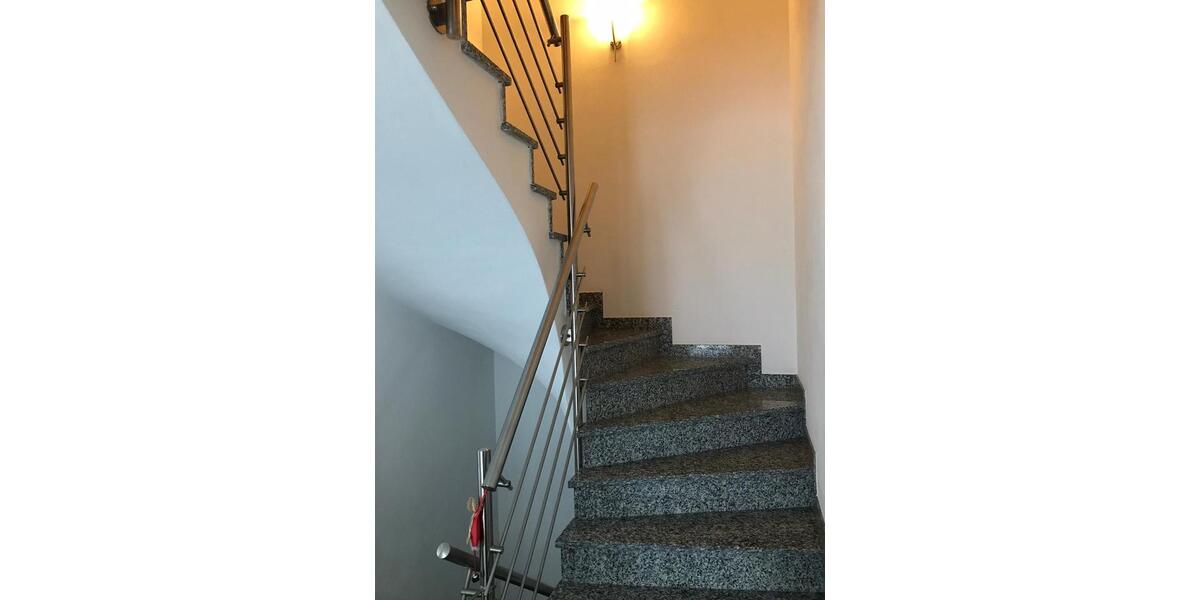 Reihenhaus Newel - 7 Zimmer, 155 m&sup2;, 1.500&euro; | Angebot:26576250