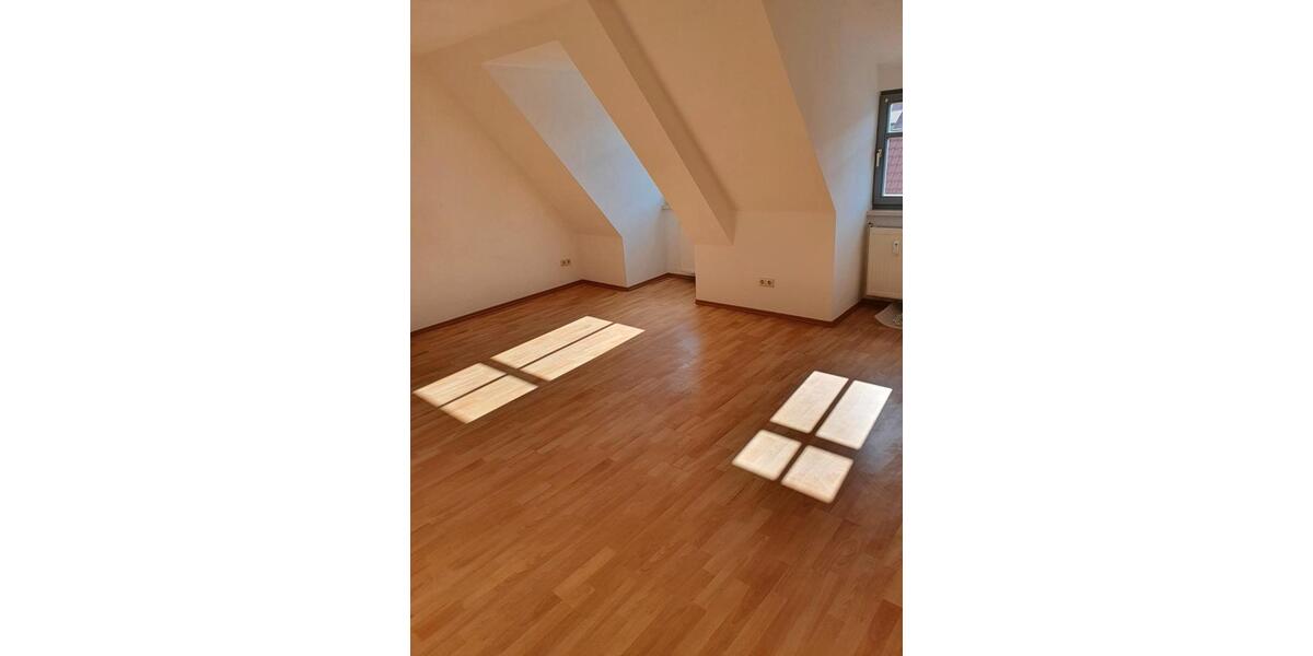 Dachgeschoßwohnung Bad Frankenhausen/Kyffhäuser Kyffhäuser - 3 Zimmer, 76 m&sup2;, 570&euro; | Angebot:26676869