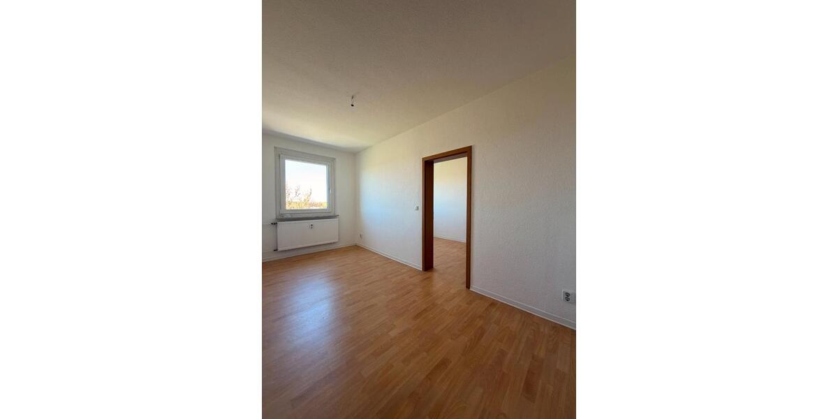 Etagenwohnung Raguhn-Jeßnitz Jeßnitz - 4 Zimmer, 70 m&sup2;, 420&euro; | Angebot:26383657