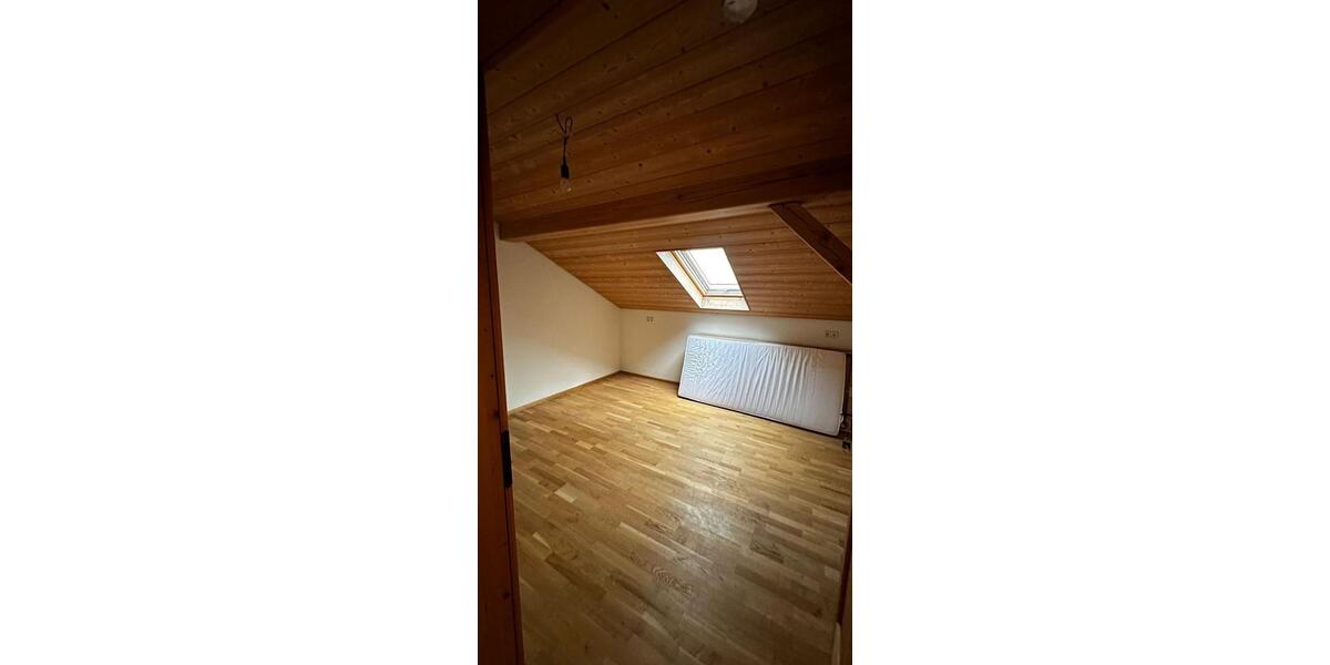 Dachgeschoßwohnung Kirchdorf am Inn - 3 Zimmer, 85 m&sup2;, 700&euro; | Angebot:26598128
