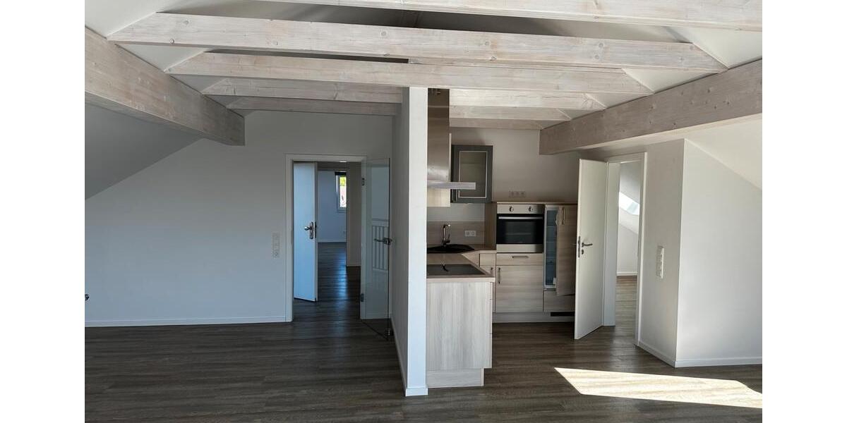 Dachgeschoßwohnung Bassum - 3 Zimmer, 92 m&sup2;, 945&euro; | Angebot:26644665