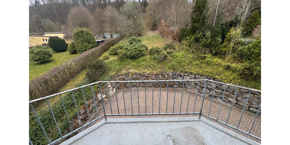 Dachgeschoßwohnung Jünkerath - 3 Zimmer, 90 m&sup2;, 800&euro; | Angebot:26042109