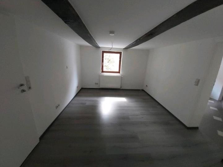 Einfamilienhaus Uslar - 4 Zimmer, 100 m&sup2;, 800&euro; | Angebot:25843294