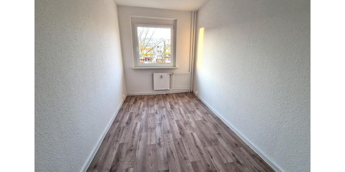 Etagenwohnung Prenzlau - 4 Zimmer, 75 m&sup2;, 448&euro; | Angebot:25654518