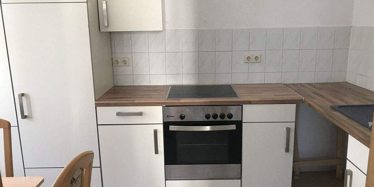 Etagenwohnung Görlitz Innenstadt - 2 Zimmer, 69 m&sup2;, 400&euro; | Angebot:25107260