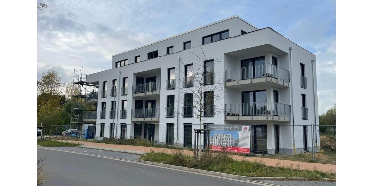 Etagenwohnung Schwerin Friedrichsthal - 2 Zimmer, 70 m&sup2;, 1.050&euro; | Angebot:25591920