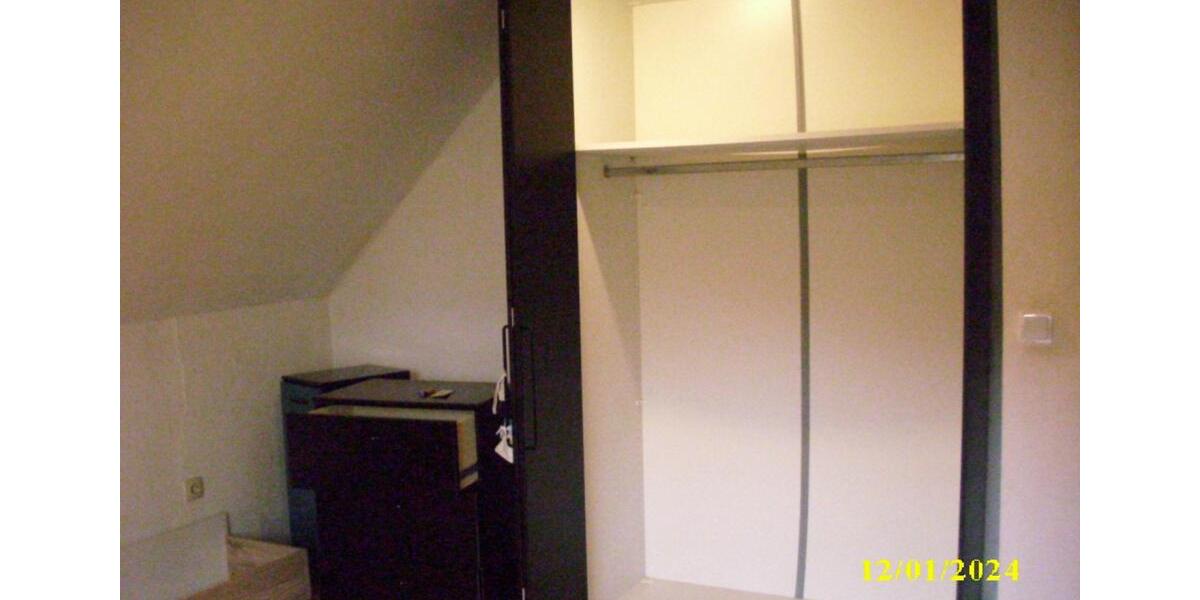 Dachgeschoßwohnung Vohenstrauß - 3 Zimmer, 600&euro; | Angebot:19106737