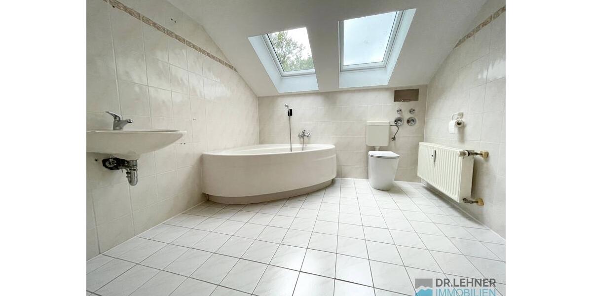 Dachgeschoßwohnung Wittenberge - 2 Zimmer, 83 m&sup2;, 675&euro; | Angebot:23121822