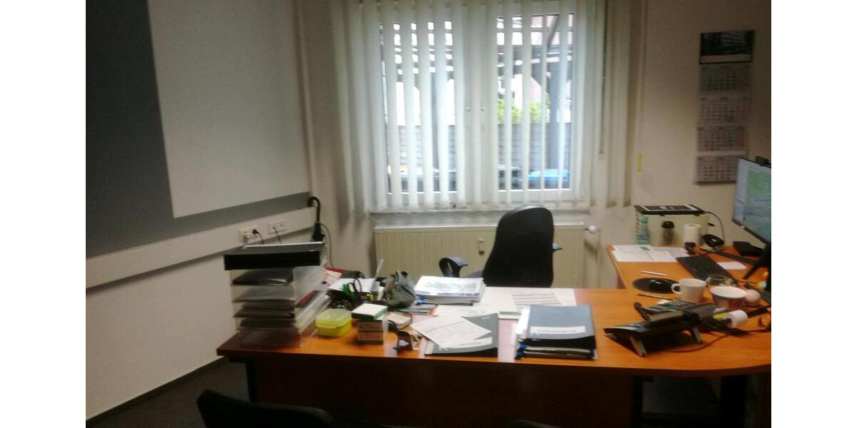 Büroräume Praxisräume Ladenräume (EG), 179 qm, Dinslaken-Mitte zimmer