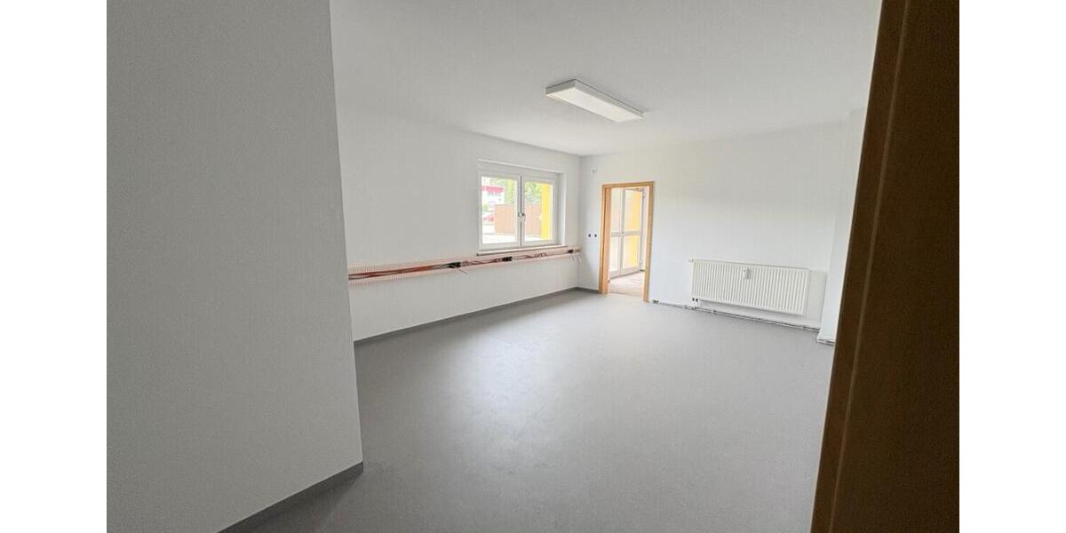 Gewerbeobjekt Allersberg Eismannsdorf - 2.360&euro; | Angebot:23417721
