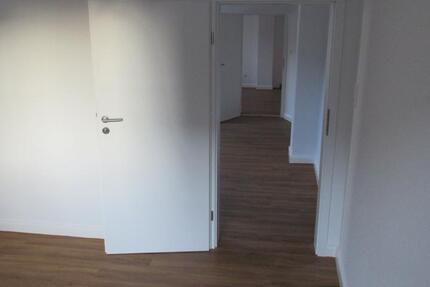 Wohnung Kronach - 3 Zimmer, 74 m&sup2;, 680&euro; | Angebot:24976704