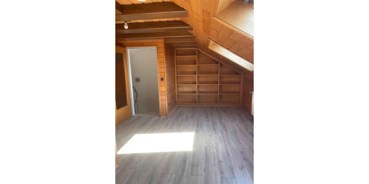 Einfamilienhaus Frankfurt am Main Sindlingen - 5 Zimmer, 150 m&sup2;, 2.090&euro; | Angebot:25989141