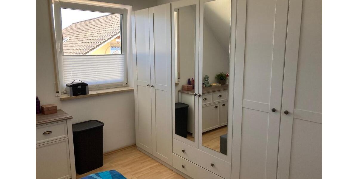 Dachgeschoßwohnung Memmelsdorf - 3 Zimmer, 82 m&sup2;, 800&euro; | Angebot:26351914