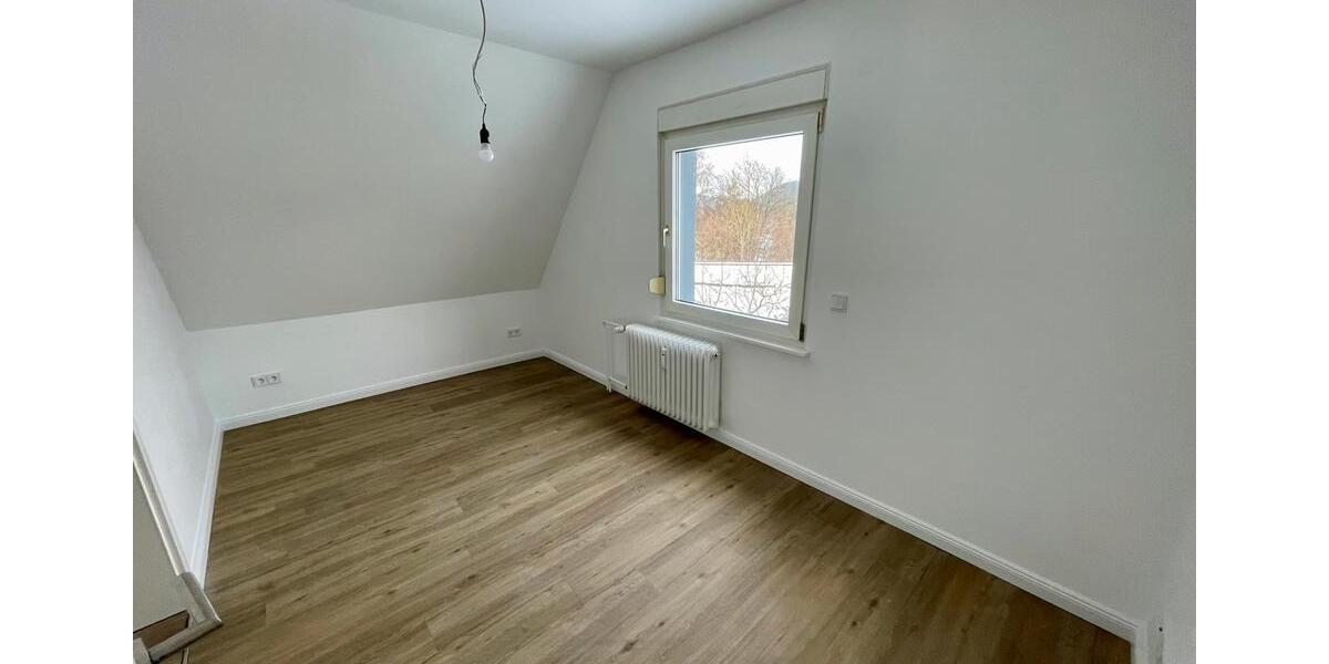 Dachgeschoßwohnung Willingen (Upland) - 1 Zimmer, 30 m&sup2;, 520&euro; | Angebot:24732625