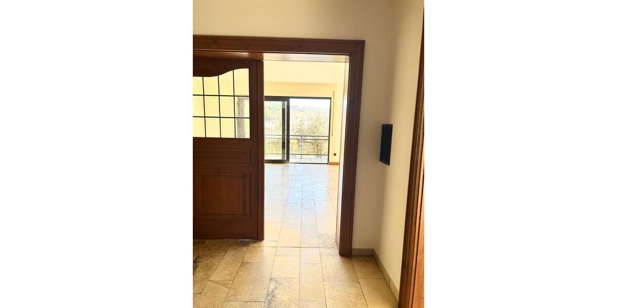 Terrassenwohnung Gerolstein - 2 Zimmer, 127 m&sup2;, 990&euro; | Angebot:26676349