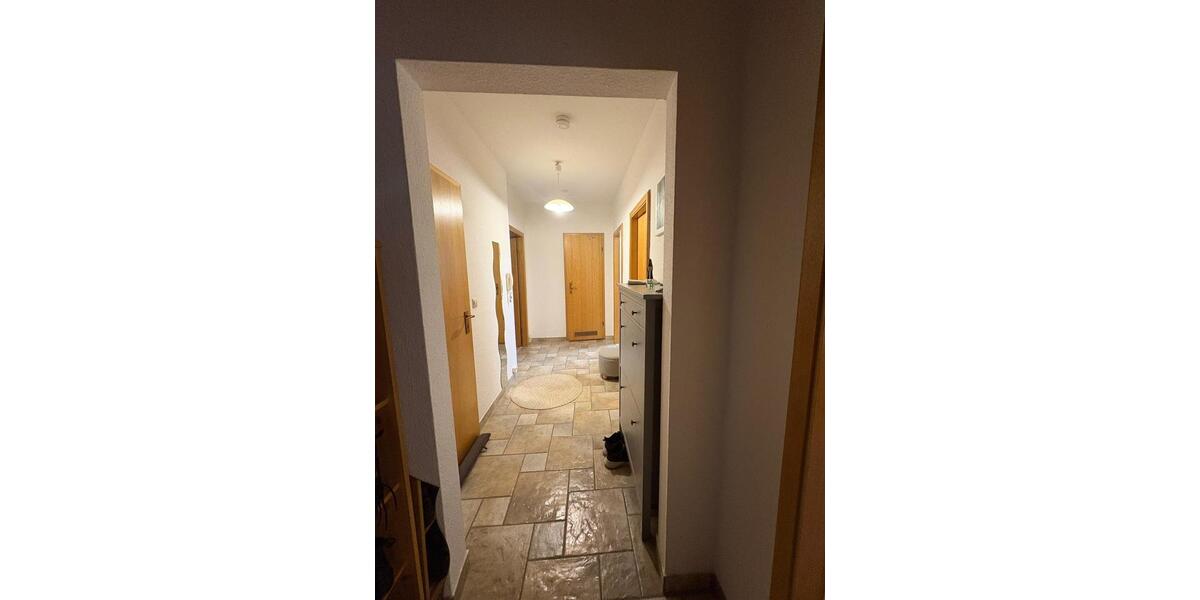 Etagenwohnung Neubrandenburg - 4 Zimmer, 80 m&sup2;, 640&euro; | Angebot:23971442