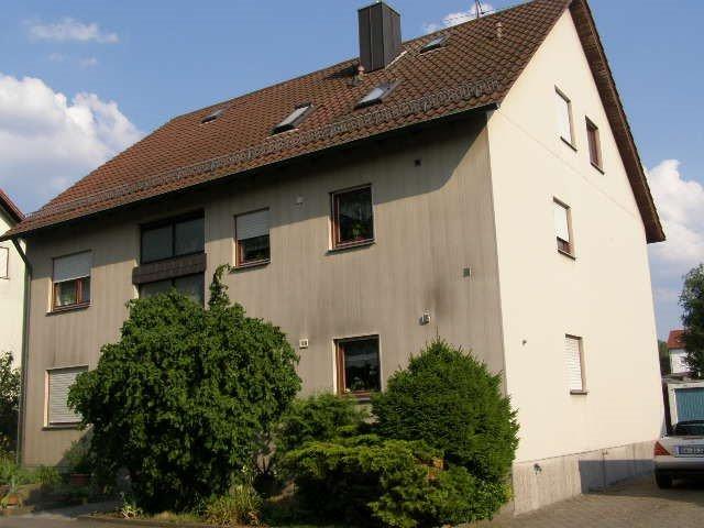 Dachgeschoßwohnung Grettstadt - 4 Zimmer, 80 m&sup2;, 640&euro; | Angebot:26048568