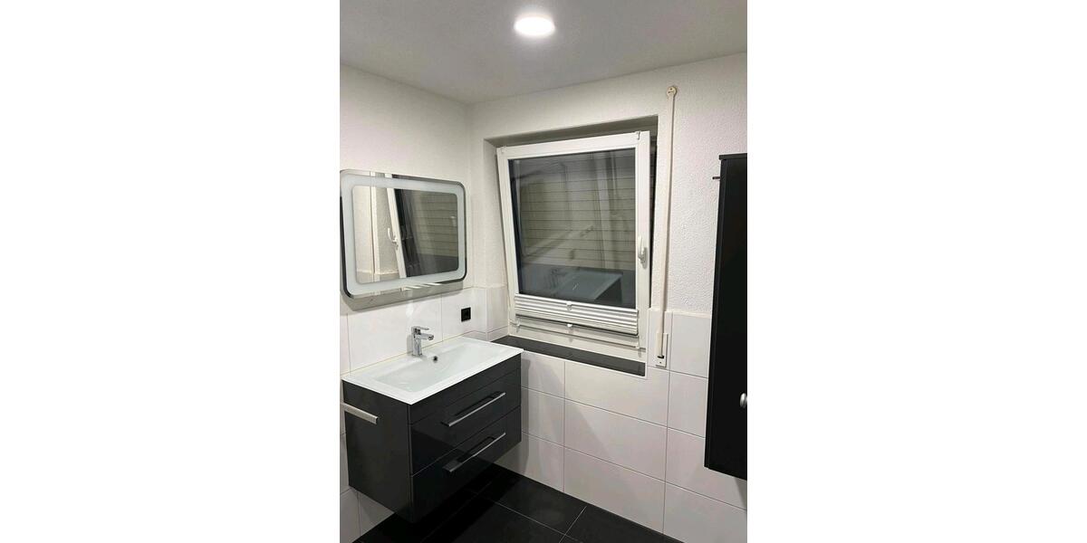 Etagenwohnung Westhausen - 3.5 Zimmer, 87 m&sup2;, 1.200&euro; | Angebot:26534603