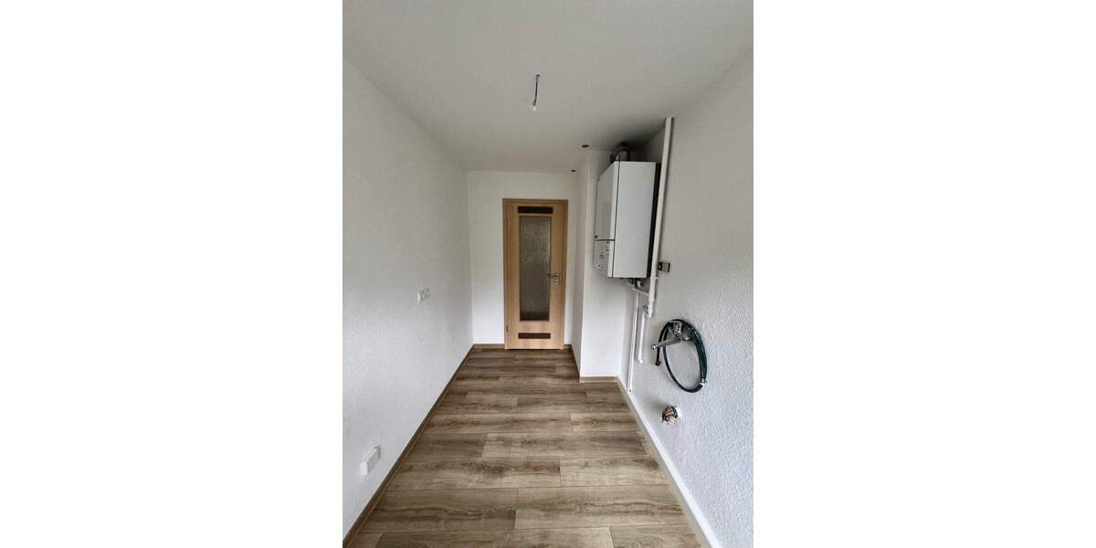 Vollständig neu renovierte Wohnung mit Balkon...ruhige Lage in Bad Düben! 3 zimmer