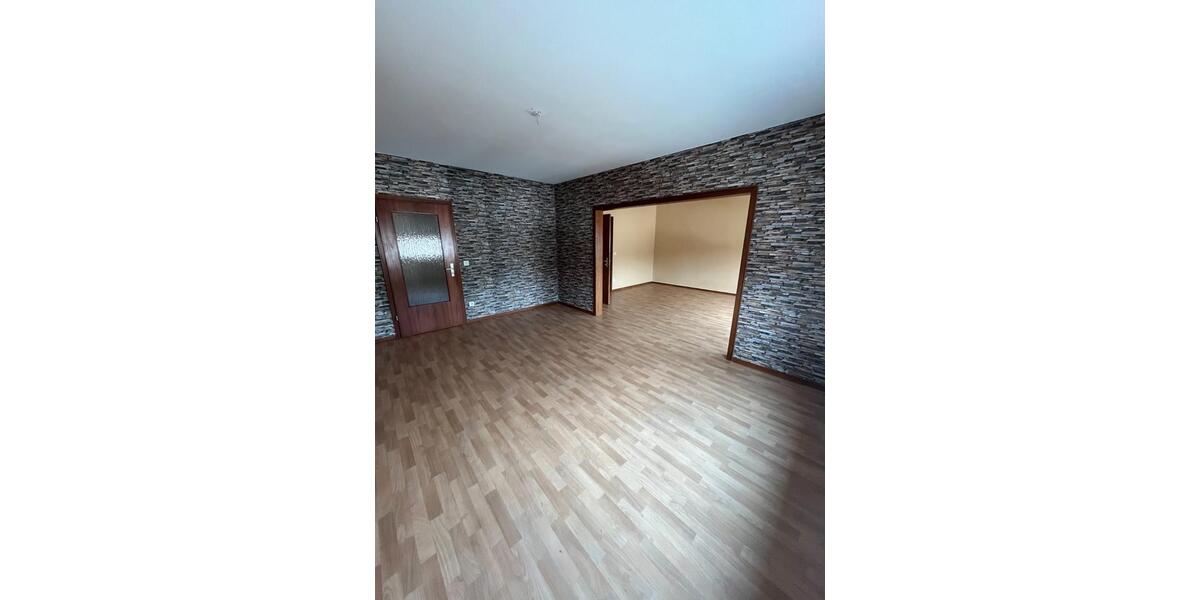 Etagenwohnung Biedenkopf - 3 Zimmer, 85 m&sup2;, 680&euro; | Angebot:26227369