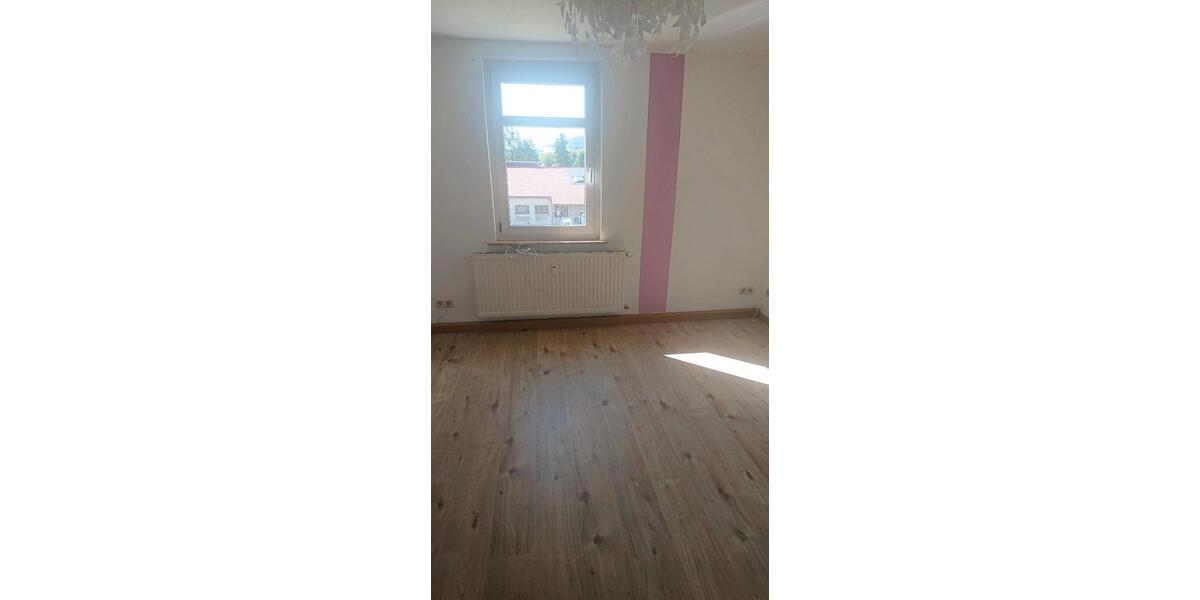 Etagenwohnung Schwarzenberg/Erzgebirge Erzgebirge - 4 Zimmer, 92 m&sup2;, 790&euro; | Angebot:25354152