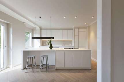 Wohnung zum Mieten in Düsseldorf 2.595 € 95 m²