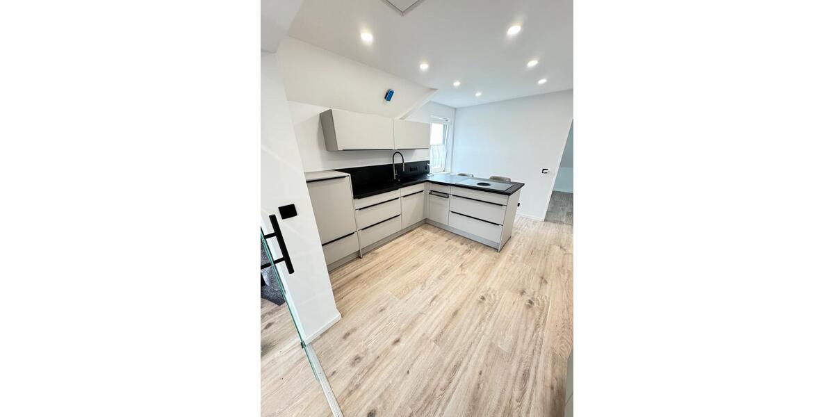 Dachgeschoßwohnung Wittlich - 3 Zimmer, 85 m&sup2;, 950&euro; | Angebot:26125972