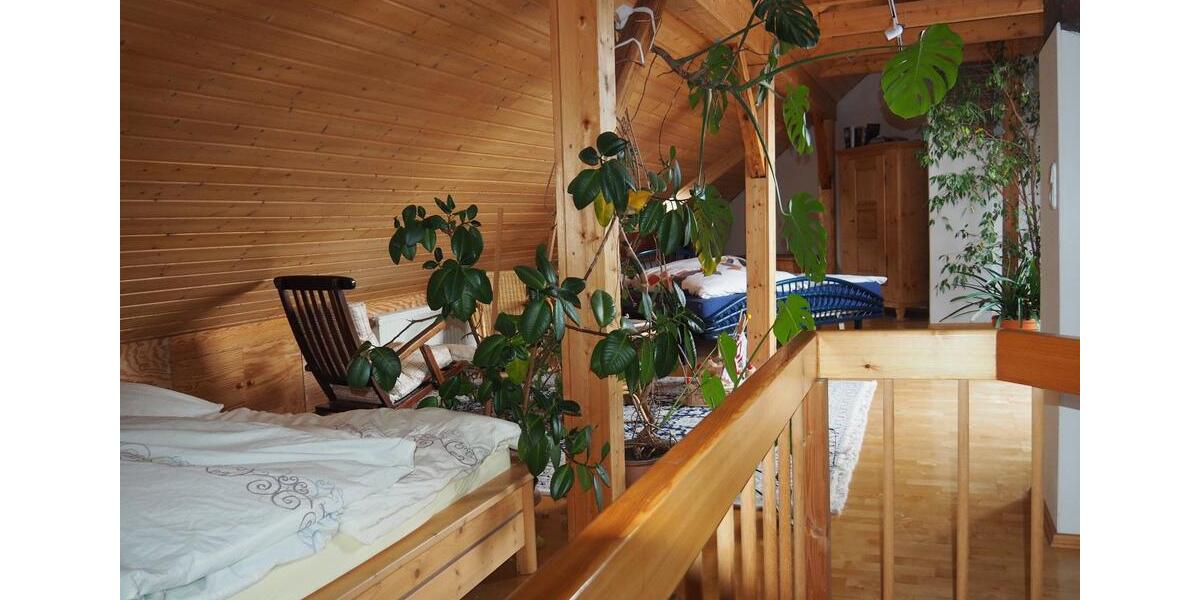 Dachgeschoßwohnung Bayreuth City - 5 Zimmer, 135 m&sup2;, 1.390&euro; | Angebot:24998496