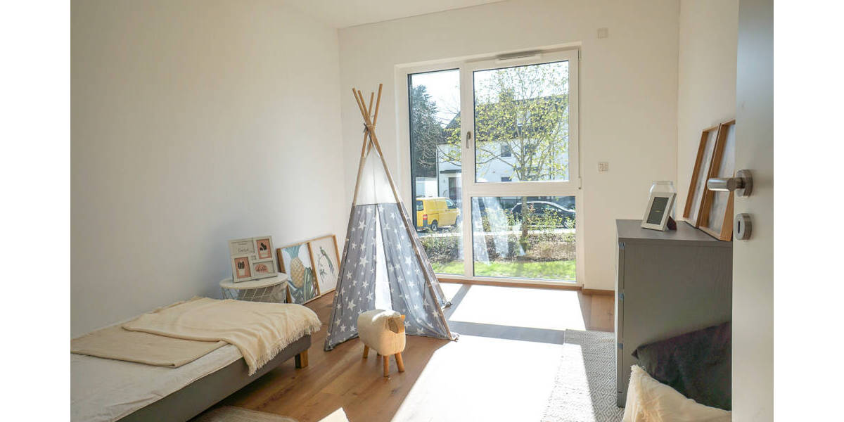 Etagenwohnung Oberasbach Kreutles - 4 Zimmer, 114 m&sup2;, 1.665&euro; | Angebot:25985108