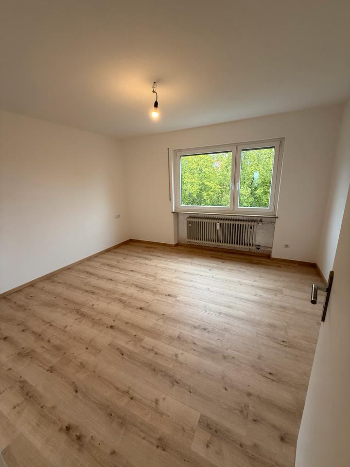 3 Zimmer Wohnung 80 m² Erstbezug nach Renovierung zimmer