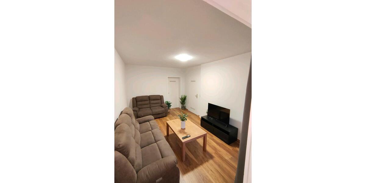 Etagenwohnung Köln Kalk - 3 Zimmer, 85 m&sup2;, 2.000&euro; | Angebot:26578567