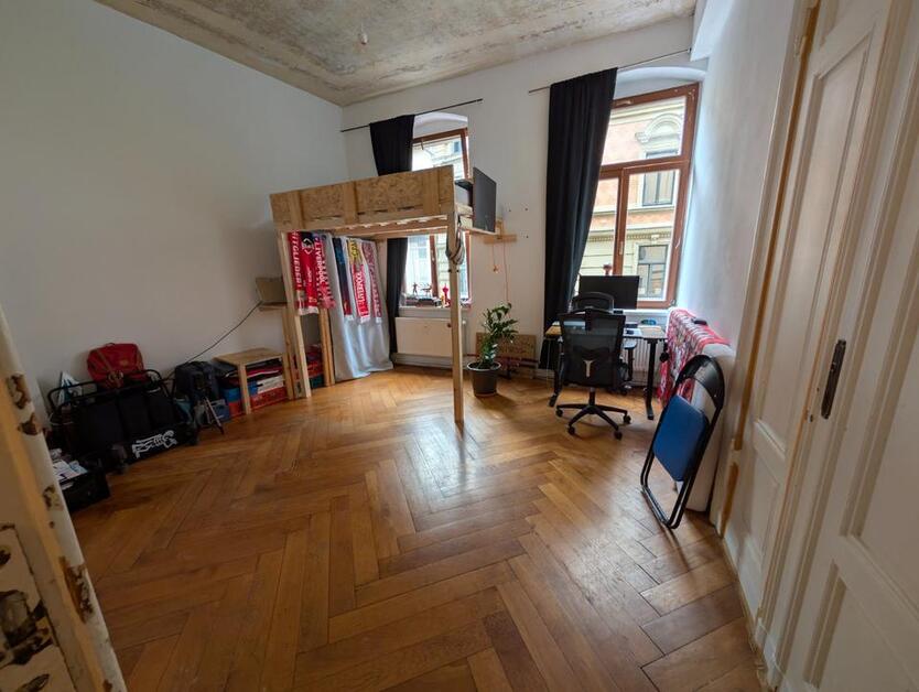 WG-Zimmer in zentraler, internationaler WG
