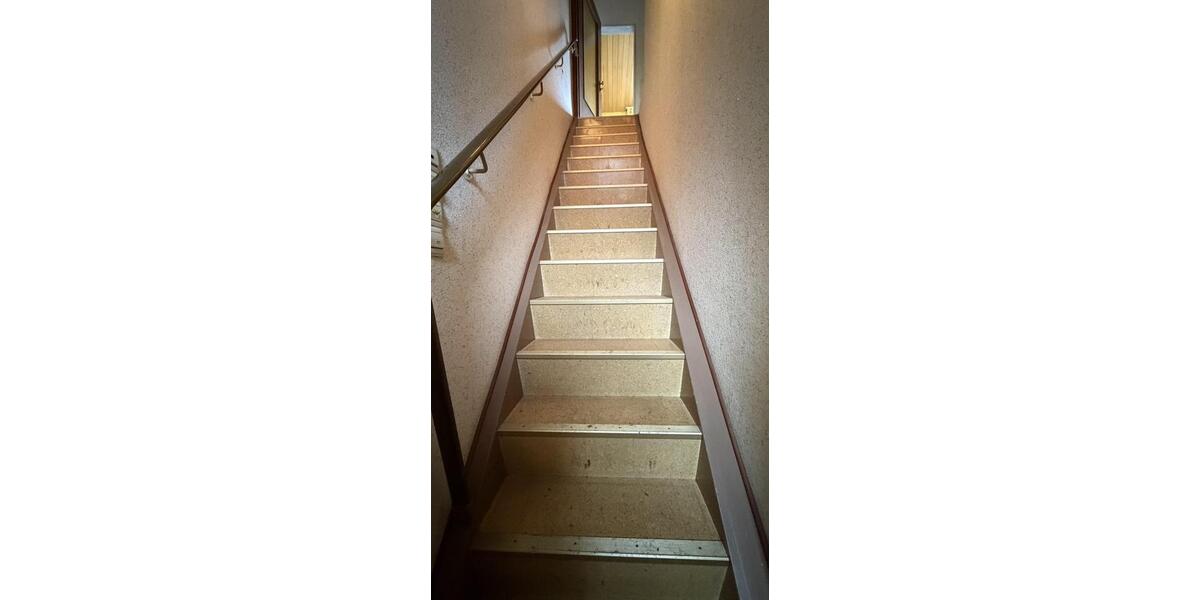 Mehrfamilienhaus, Wohnhaus Schwetzingen - 7 Zimmer, 175 m&sup2;, 2.350&euro; | Angebot:24867911