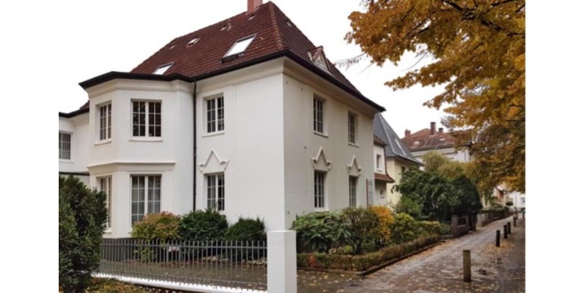 Etagenwohnung Herford - 4 Zimmer, 135 m&sup2;, 1.600&euro; | Angebot:24676925