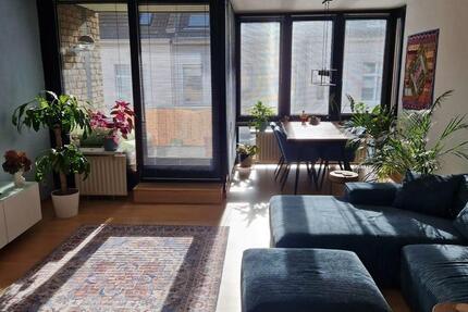 Helle 2-Zimmer-Wohnung nähe Bonner Altstadt – Balkon, Aufzug & TG 2 zimmer