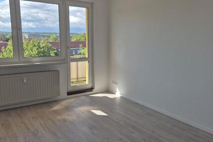 Wohnung Neubrandenburg - 2 Zimmer, 49 m&sup2;, 435&euro; | Angebot:27663320