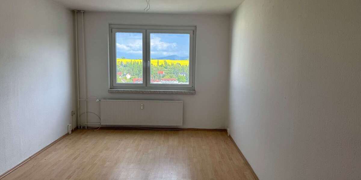 Etagenwohnung Olbersdorf - 4 Zimmer, 79 m&sup2;, 299&euro; | Angebot:26884717