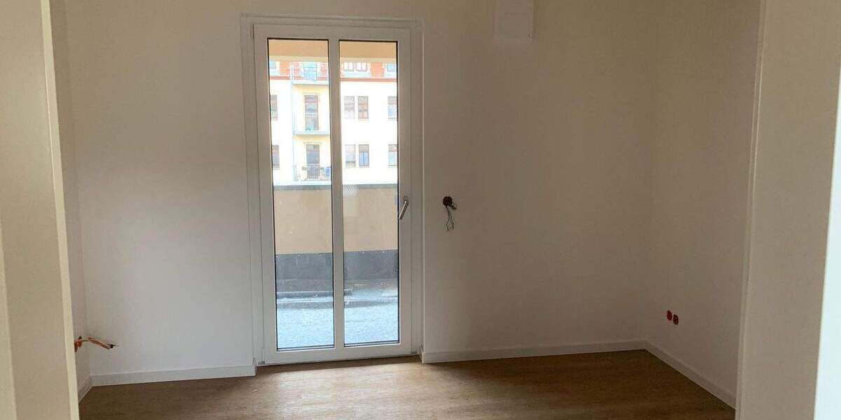Etagenwohnung Dresden Äußere Neustadt - 3 Zimmer, 100 m&sup2;, 1.660&euro; | Angebot:25836250