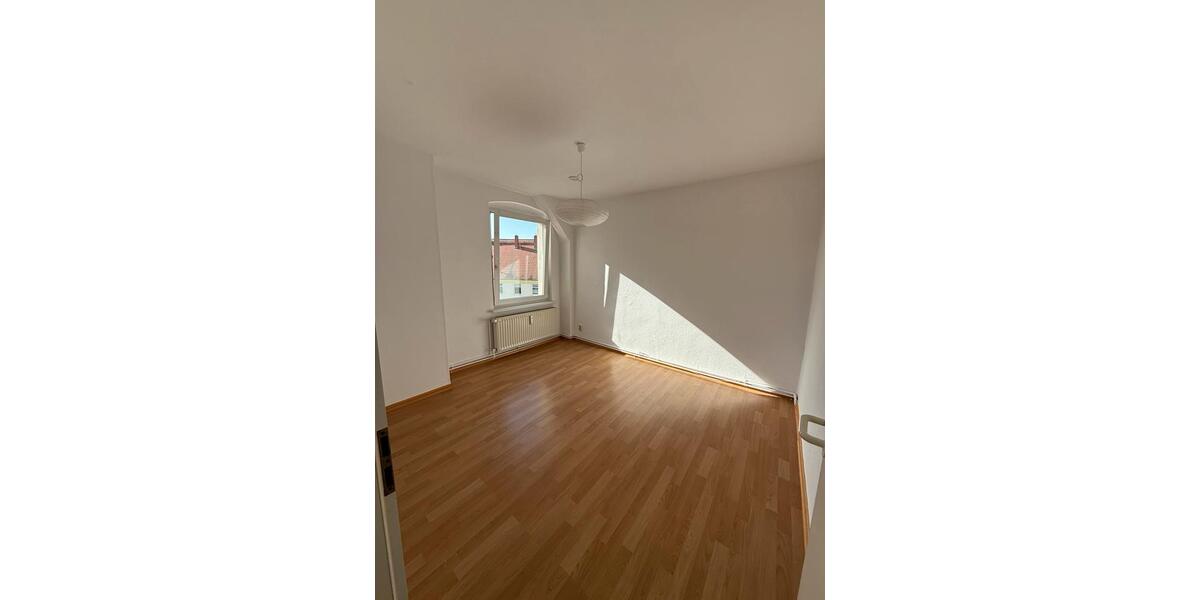 Dachgeschoßwohnung Wittenberge - 4 Zimmer, 113 m&sup2;, 749&euro; | Angebot:25973988