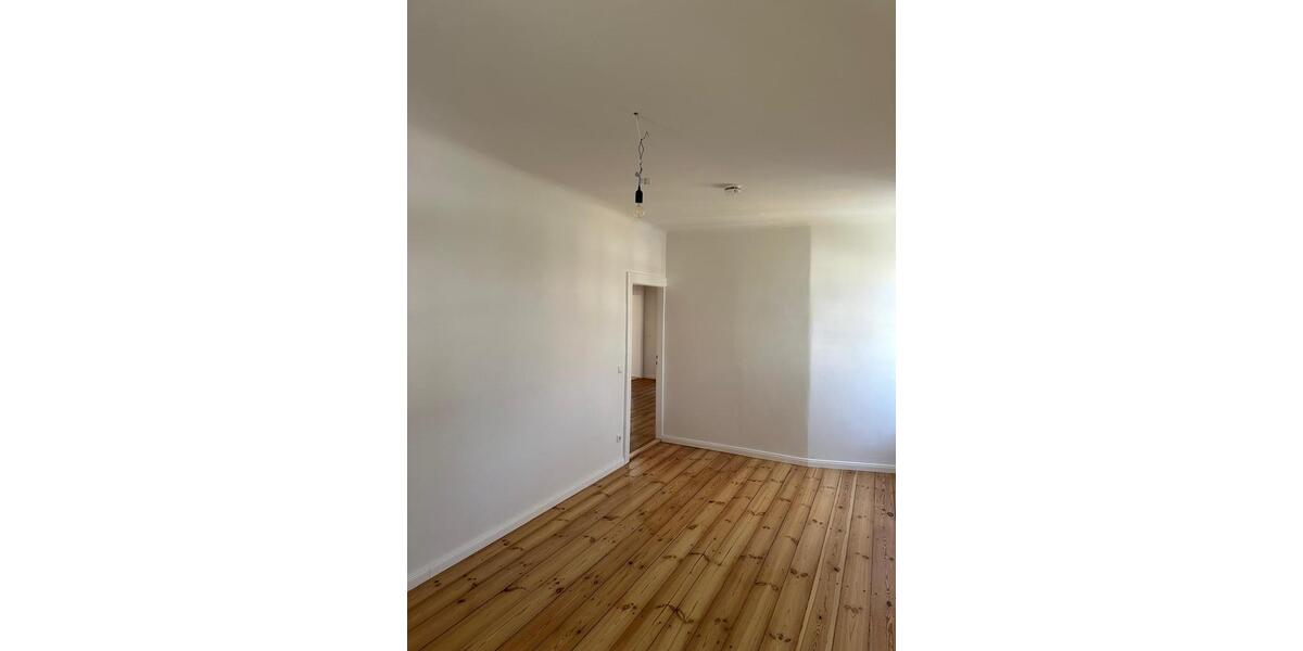 Etagenwohnung Berlin Treptow-Köpenick - 5 Zimmer, 120 m&sup2;, 1.850&euro; | Angebot:26447632